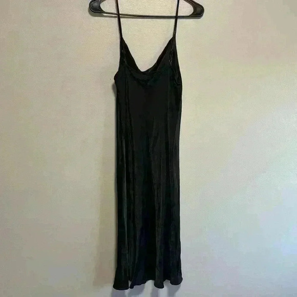 Loft silky Black Dress 10 - Picture 5 of 5
